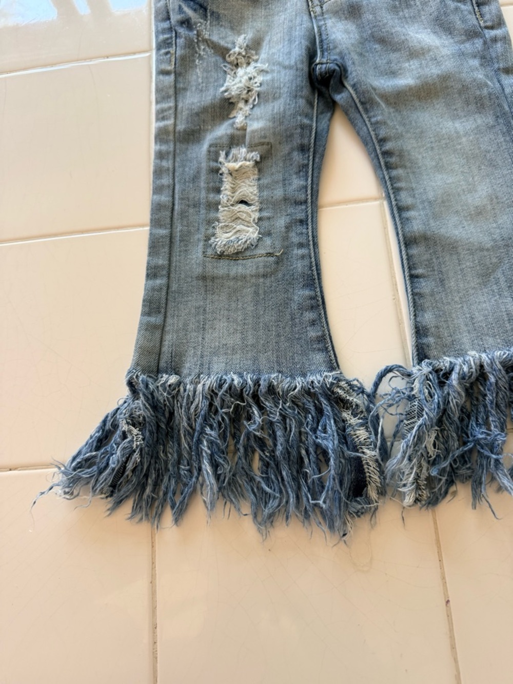 Toddler Girls Fringed Jeans 2T Hannah Banana Boho Hippie Flare Leg Distressed - Picture 4 of 11